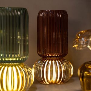 Vase Yannah LED rose foncé